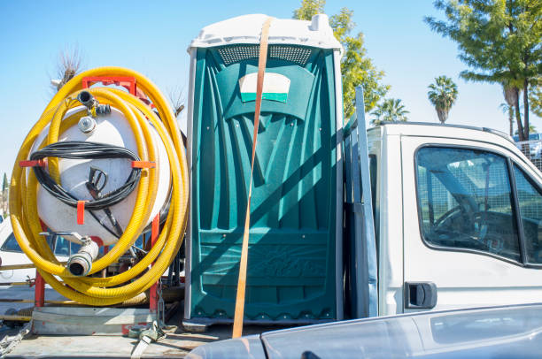 Porta potty delivery and setup in Durham, OR